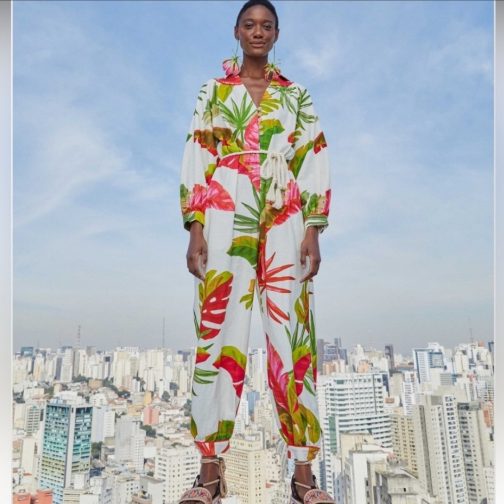 FARMRIO NWT size S floral long sleeve jumpsuit  with rope belt